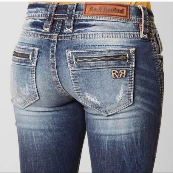 Rock Revival Joyelle straight ripped distressed jeans 25 Inseam 33" from Buckle - Picture 2 of 11